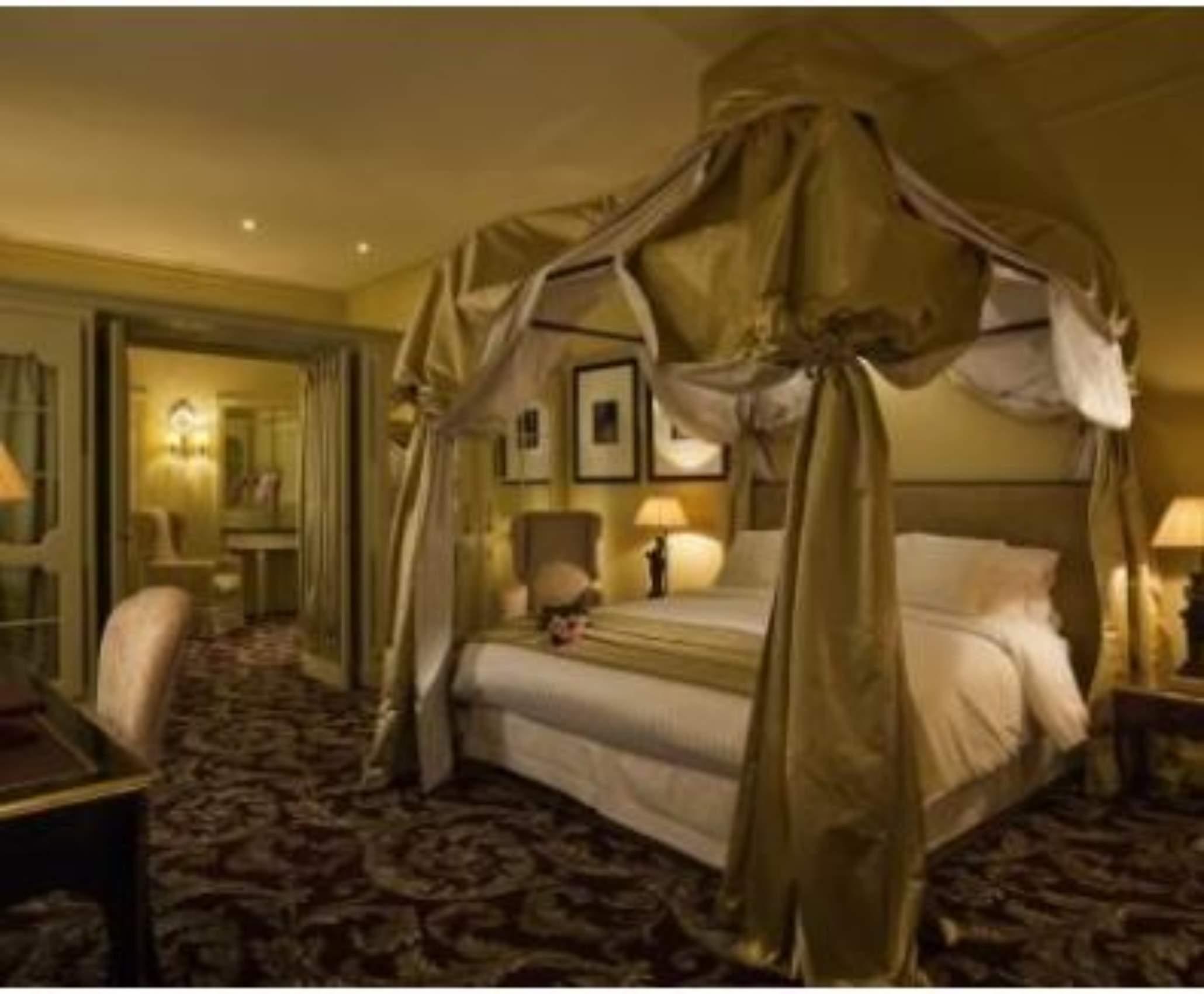 Château Grand Barrail Hotel
