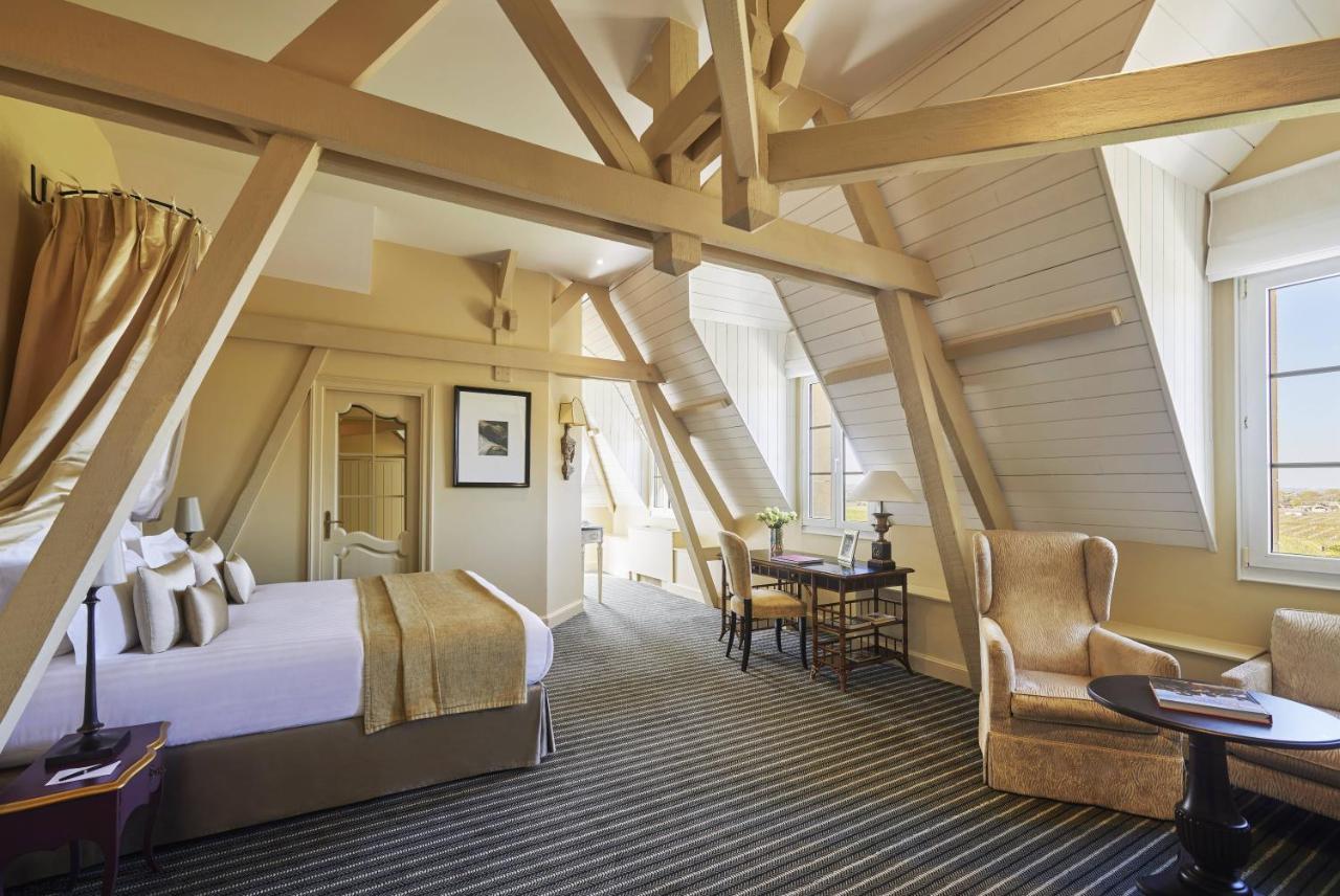 Château Grand Barrail Hotel