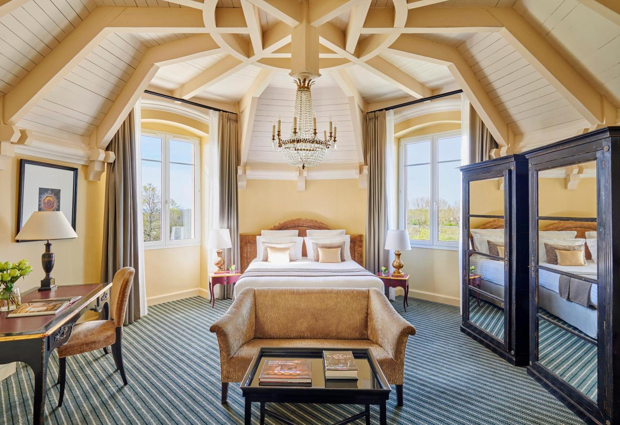 Château Grand Barrail 5*